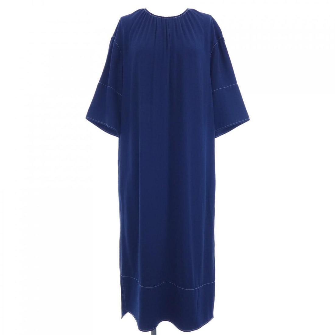 Authentic Marni MARNI Dress #241-003-617-8884: Authentic Marni MARNI Dress #241-003-617-8884 Condition: Pre-owned Brand: Marni Style: ONE-PIECE DRESS Color: Navy Material: See Image Gender: Ladies Size: 38 Size Type: Regular