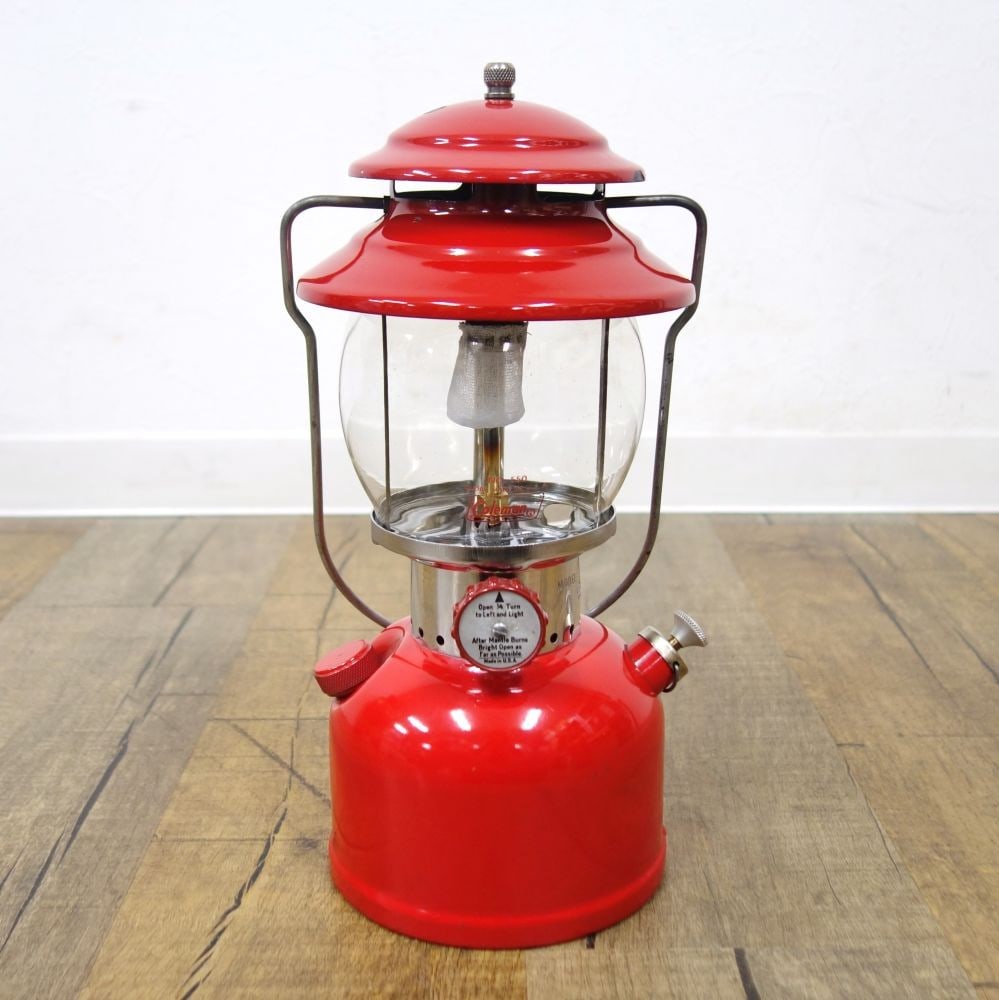 Coleman 200A 1973 Pyrex Original Glove: Coleman 200A 1973 Pyrex Original Glove Set Vintage Red Lantern Case One Condition: Used Brand: Coleman Country: Japan SN: MOR_0820 Model: NA Type: Lantern Material: Glass Color: