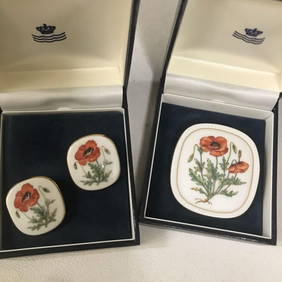 Royal Copenhagen Flora Danica Anemone Brooch (1 of 5)