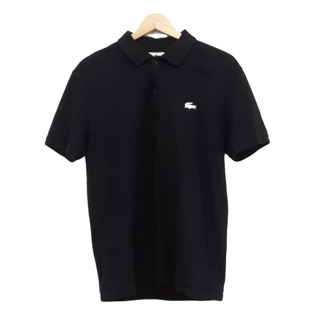 Auth Lacoste - Black Mens Polo: Auth Lacoste - Black Mens Polo Shirt Condition: Pre-owned - Good Brand: Lacoste Style: Polo Shirt Color: Black Material: Please see the photo of the quality tag ConditionRank: 6 Departmen
