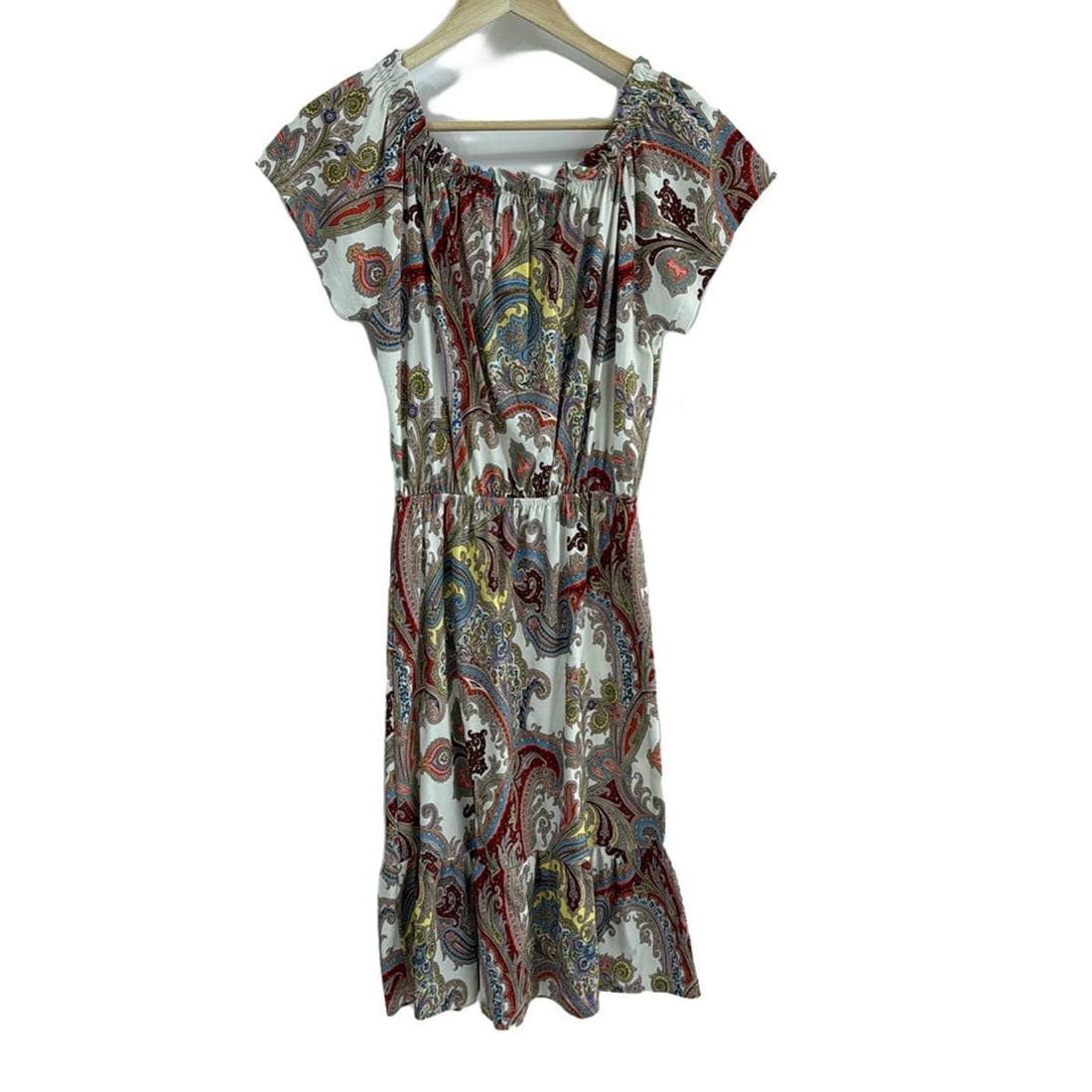 Auth ETRO - Cream Light Pink: Auth ETRO - Cream Light Pink Multi Womens Dress Condition: Pre-owned - Good Brand: ETRO Style: Dress Color: Cream, Light Pink, Multi Material: Please see the photo of the quality tag ConditionRank