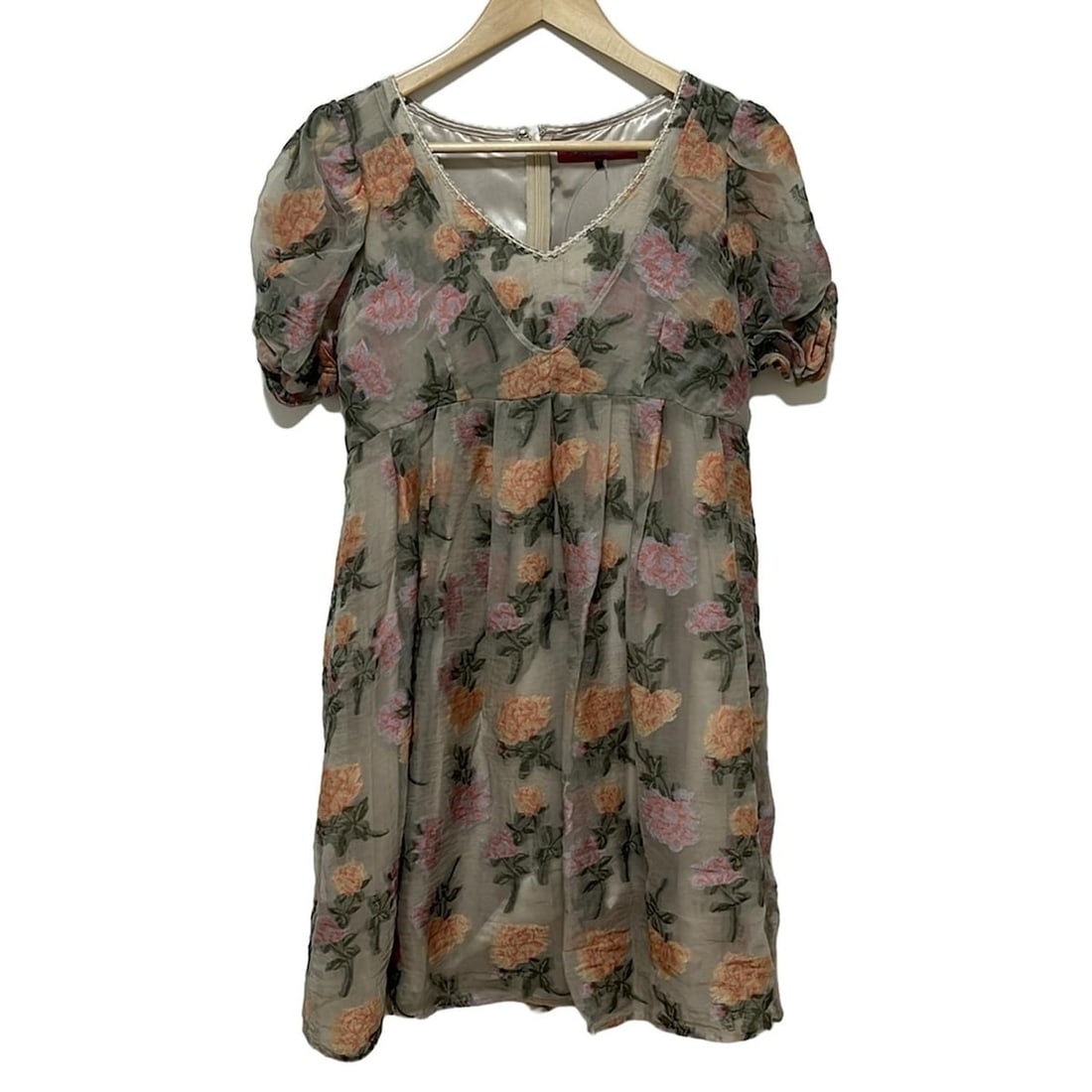 Auth DOLLY GIRL BY ANNA SUI: Auth DOLLY GIRL BY ANNA SUI - Beige Orange Multi Womens Dress Condition: Pre-owned - Good Brand: DOLLY GIRL BY ANNA SUI Style: Dress Color: Beige, Orange, Multi Material: Please see the photo of the q