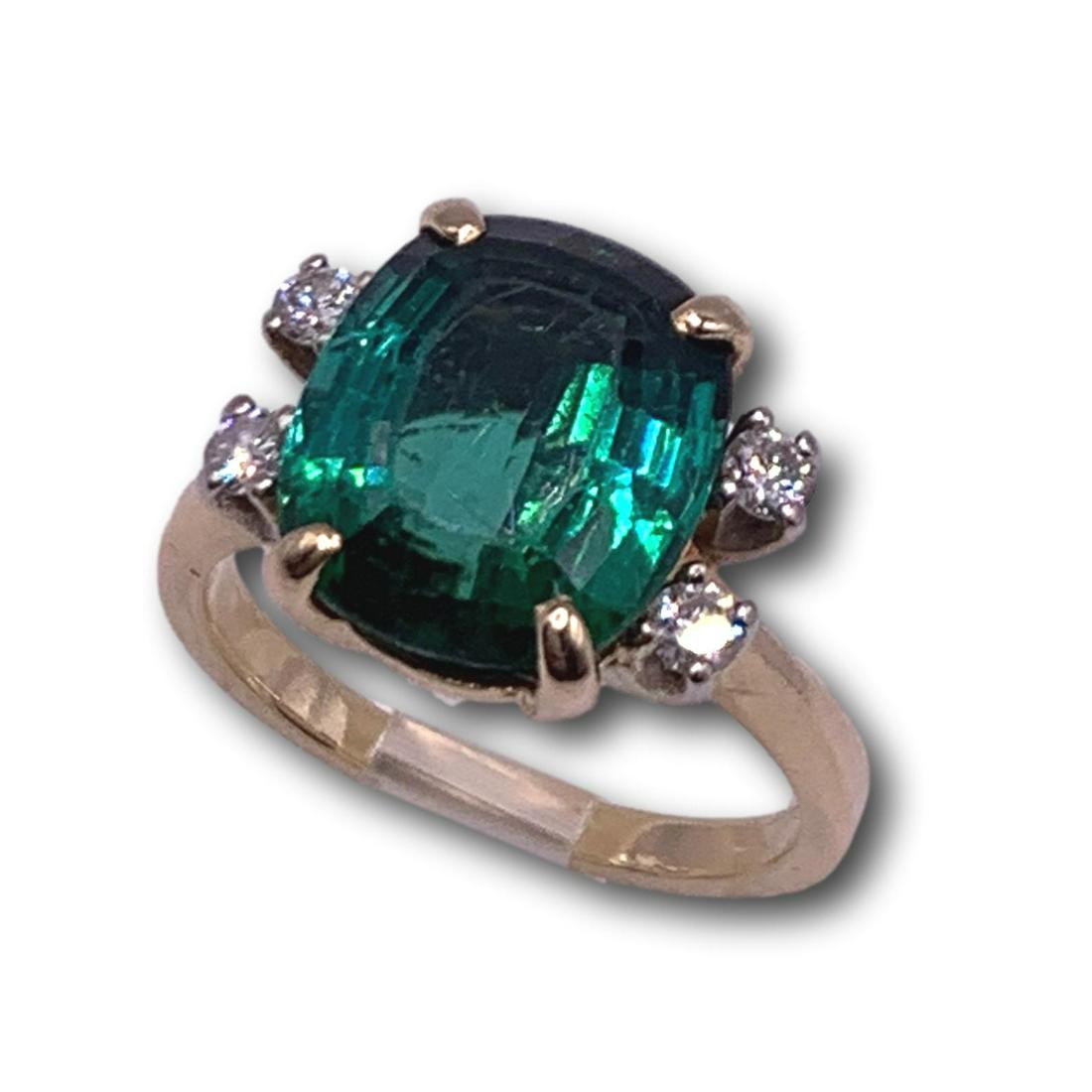 14K Gold Ring with Emerald Green Cut Stone - Size 6 1/2" (1 of 7)