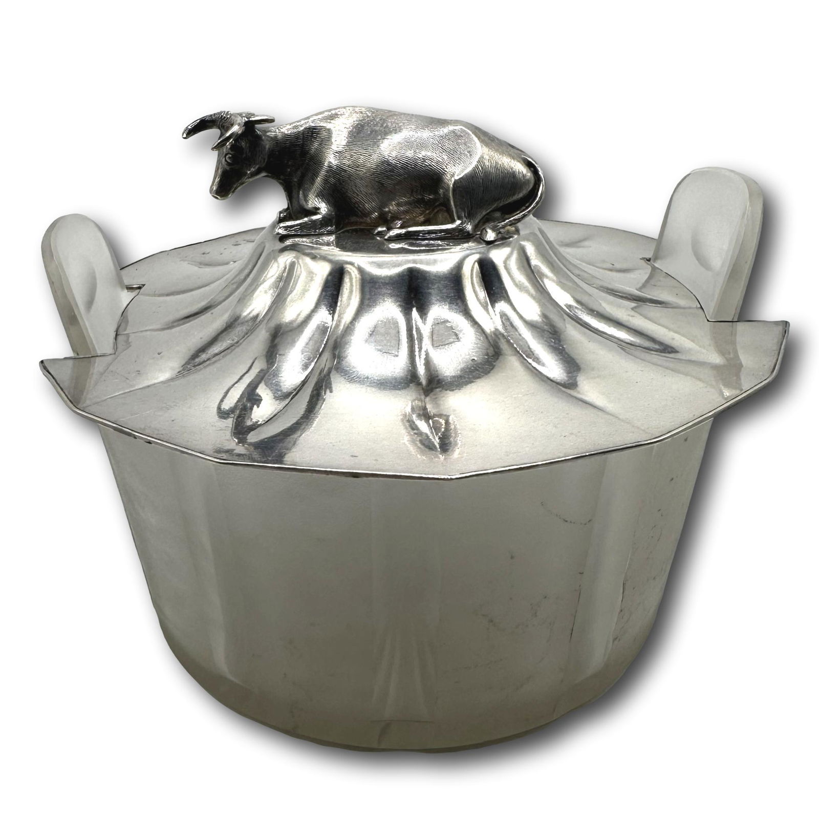 Butter Dish with English Sterling Silver Cow Finial (1 of 12)