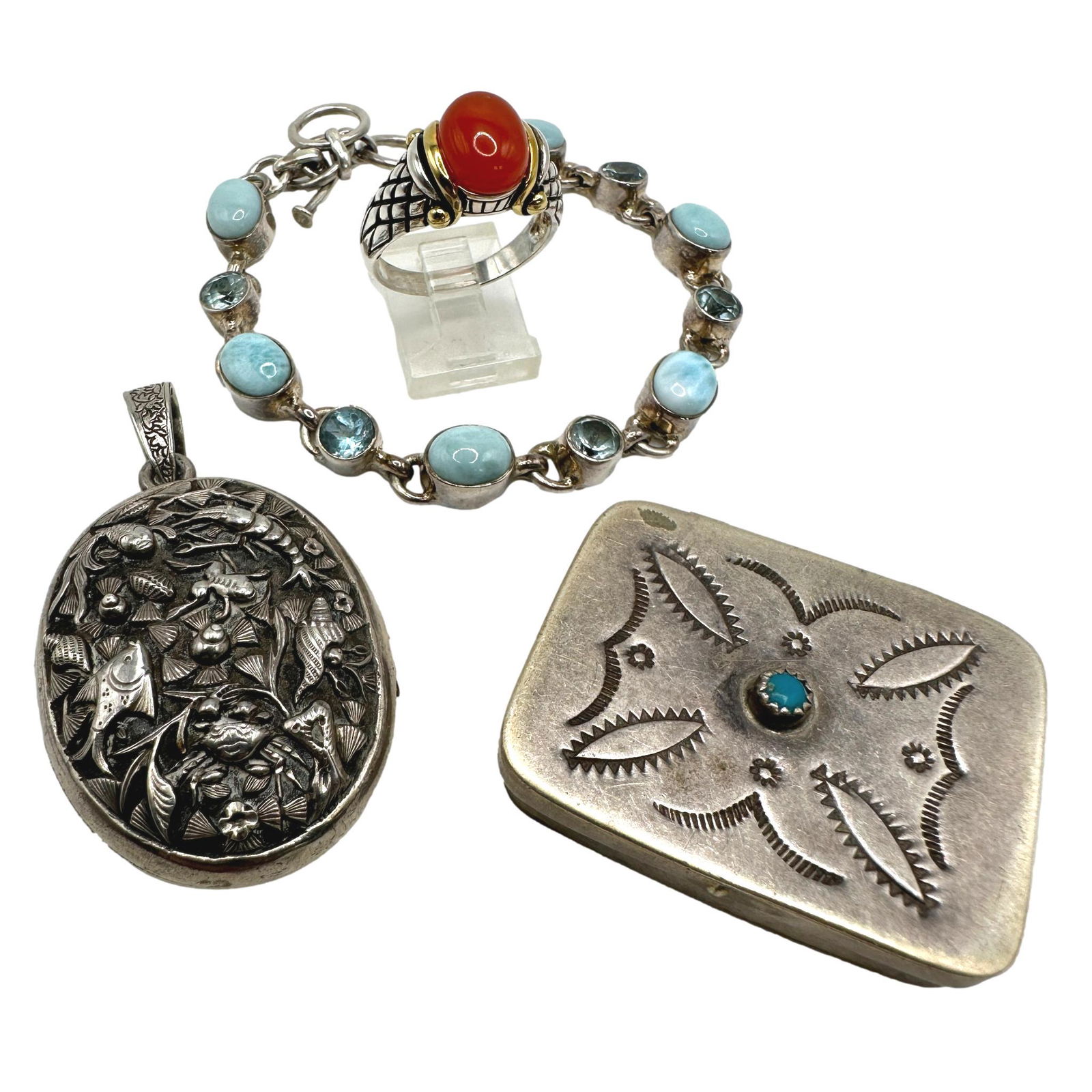 Collector's Lot Antique Navajo & Vintage Jewelry (1 of 13)