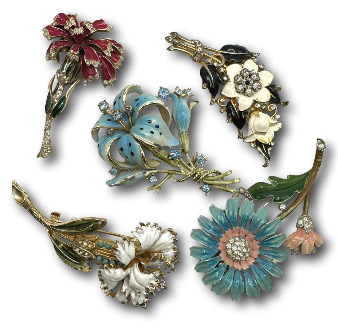 Vintage Coro Craft Sterling, Crown Trifari, & Book Piece Brooch Lot (1 of 9)