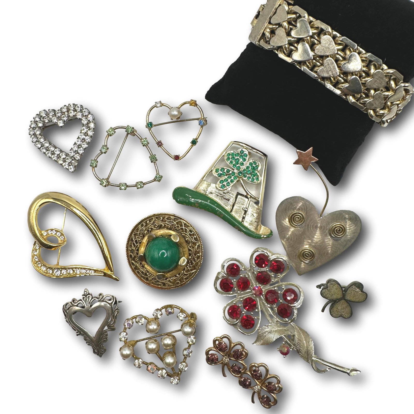 Hearts & Clovers Vintage Jewelry Assortment - Some Sterling and Signed: PICKUP AND SHIPPING Local pickup is available in Glenview, IL by appointment. The address will be provided on your invoice at checkout. In-House shipping is available for this lot at a flat rate via U