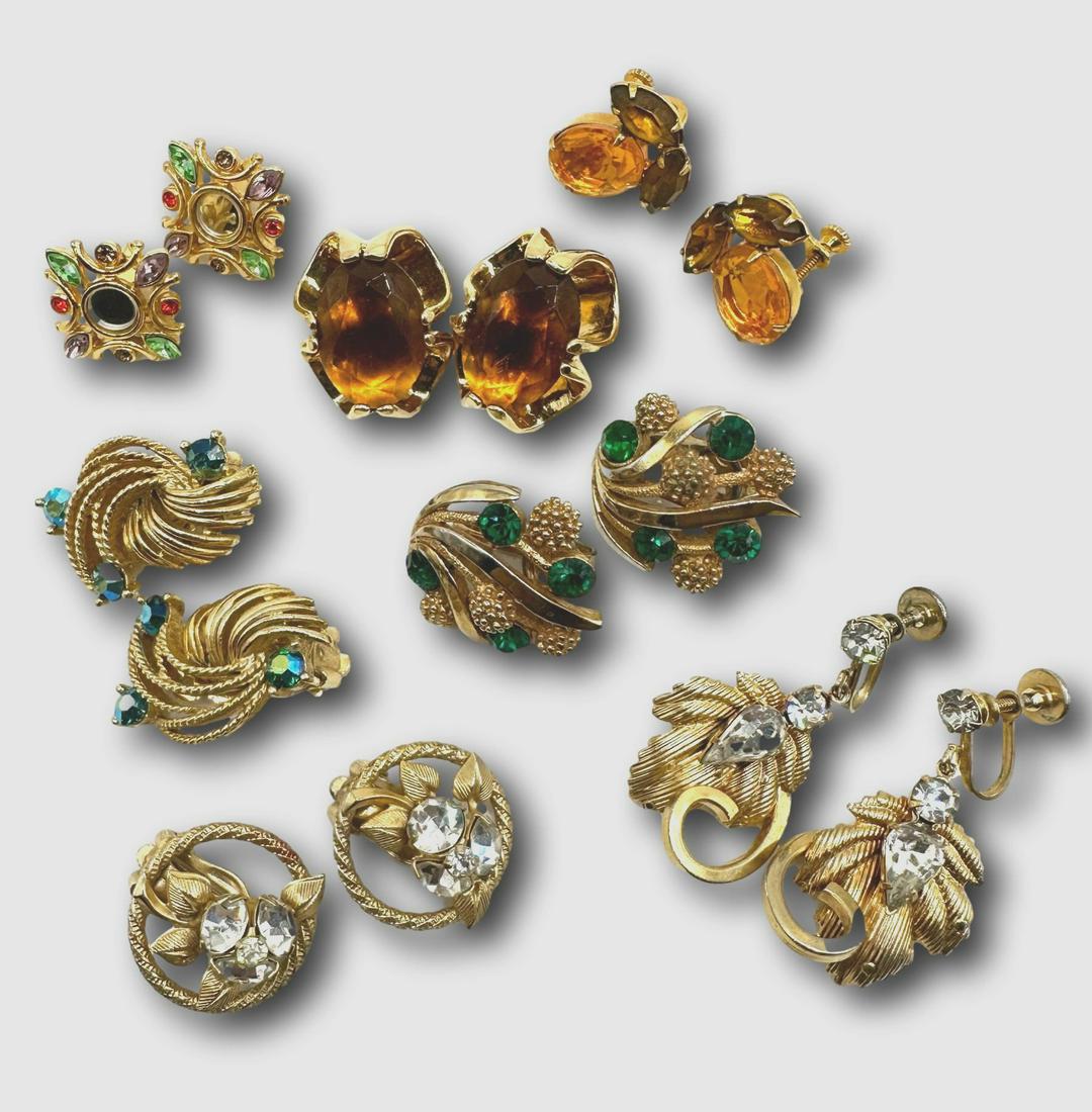 Lisner Trifari AK and Others Mixed Earring Lot (1 of 7)