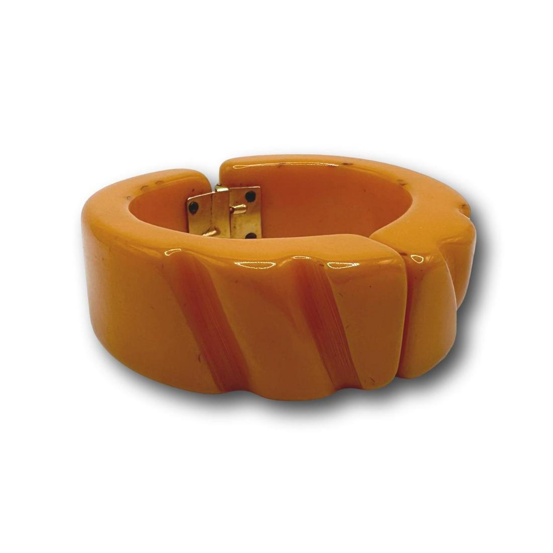 Carved Bakelite Hinged Bangle Bracelet (1 of 6)