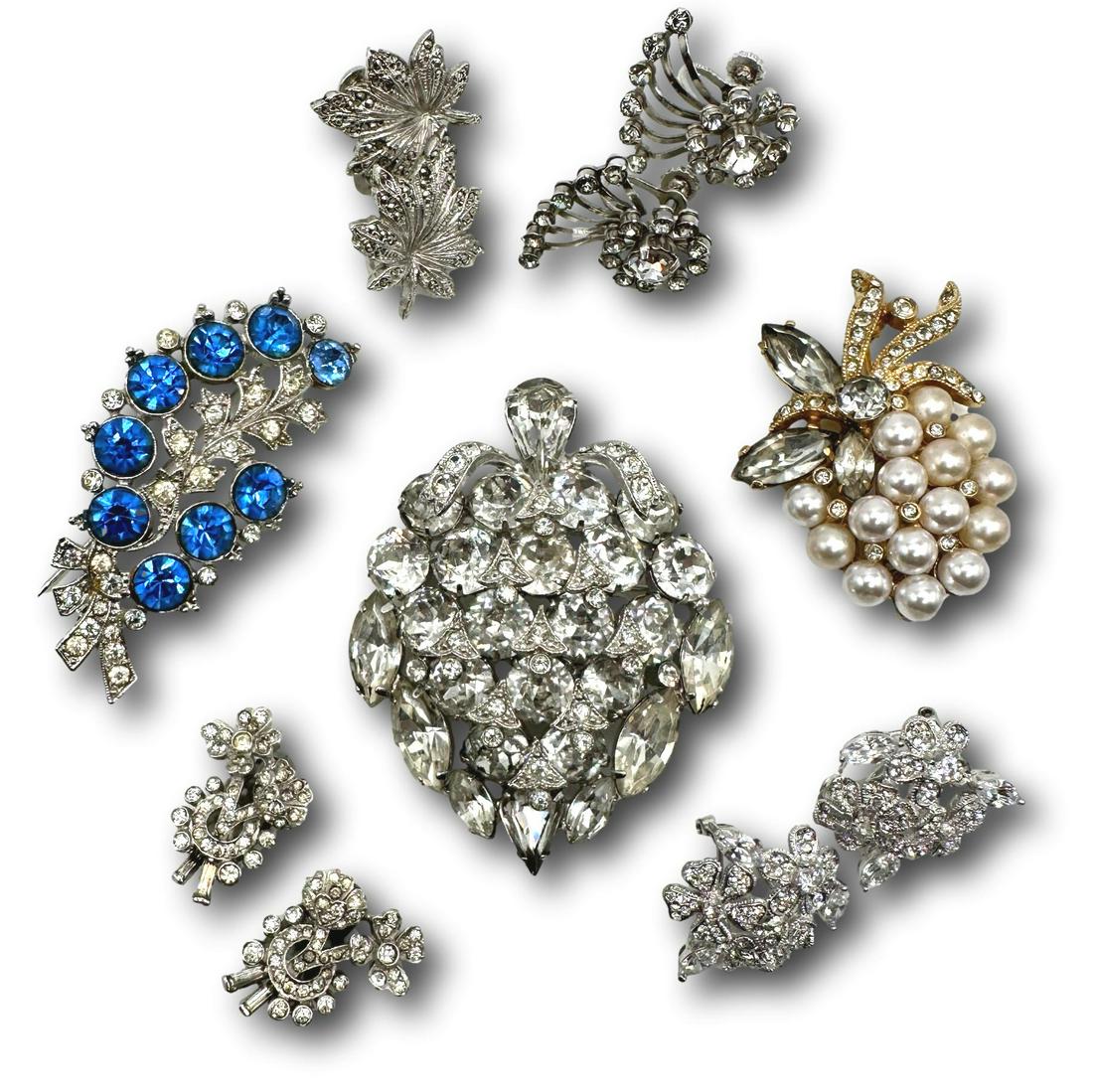 Two Eisenberg Ice Brooches with Pretty Earrings Vintage Group (1 of 6)