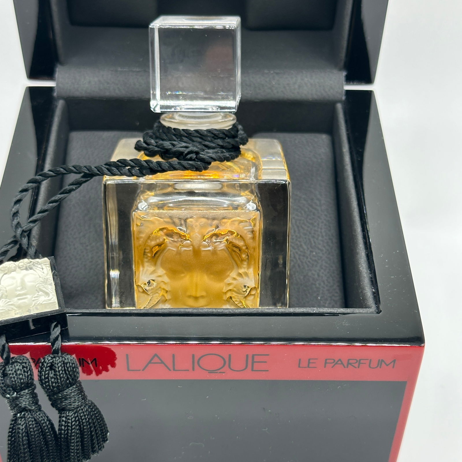 Lalique Le Parfum Perfume in Original Box 0.9 Fl. Oz. (1 of 17)