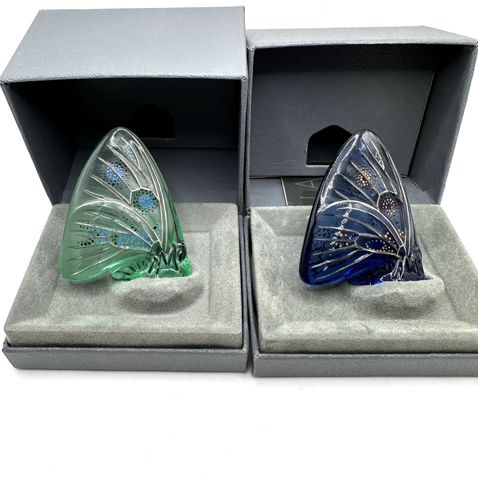 Pair of Lalique Gran Nacre Hand Painted Butterfly Figurines in Original Boxes (1 of 6)