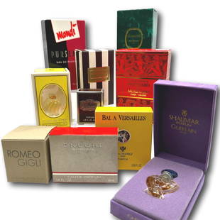 Nina Ricci, Mondi, Lauren Safari, Guerlain & More Mini Perfumes, EDT and EDP in Original Boxes: Collection includes Guerlain Shalimar Parfum, Alfred Sung Encore, Bal a Versailles, Molinard, Ralph Lauren Safari, Nina Ricci L'Aire du Temps, Henri Bendel, Mondi, Romeo Gigli, and Coriandre. Most