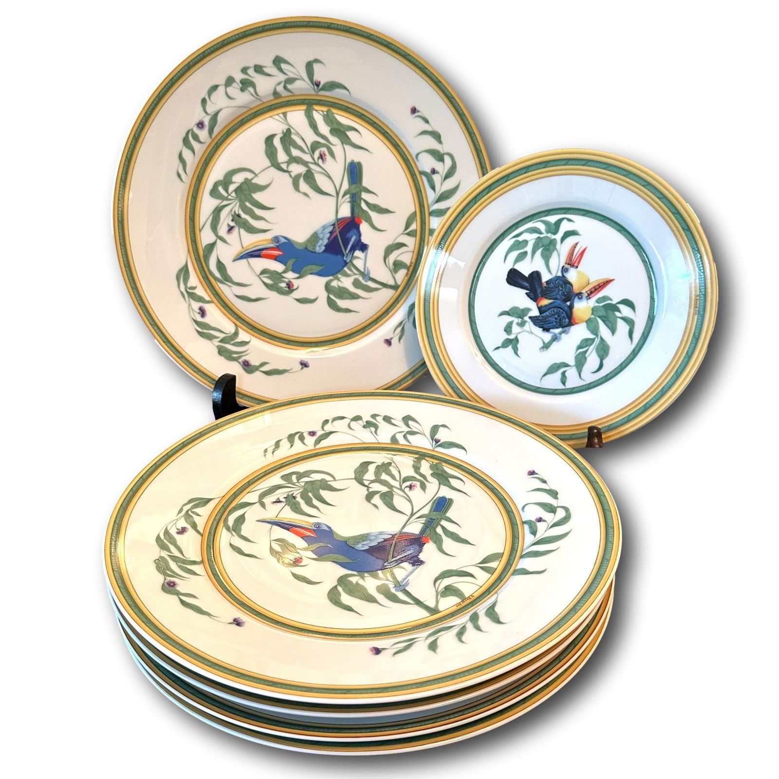Hermes "Toucans" Dinner Plates and Salad Plate (1 of 10)