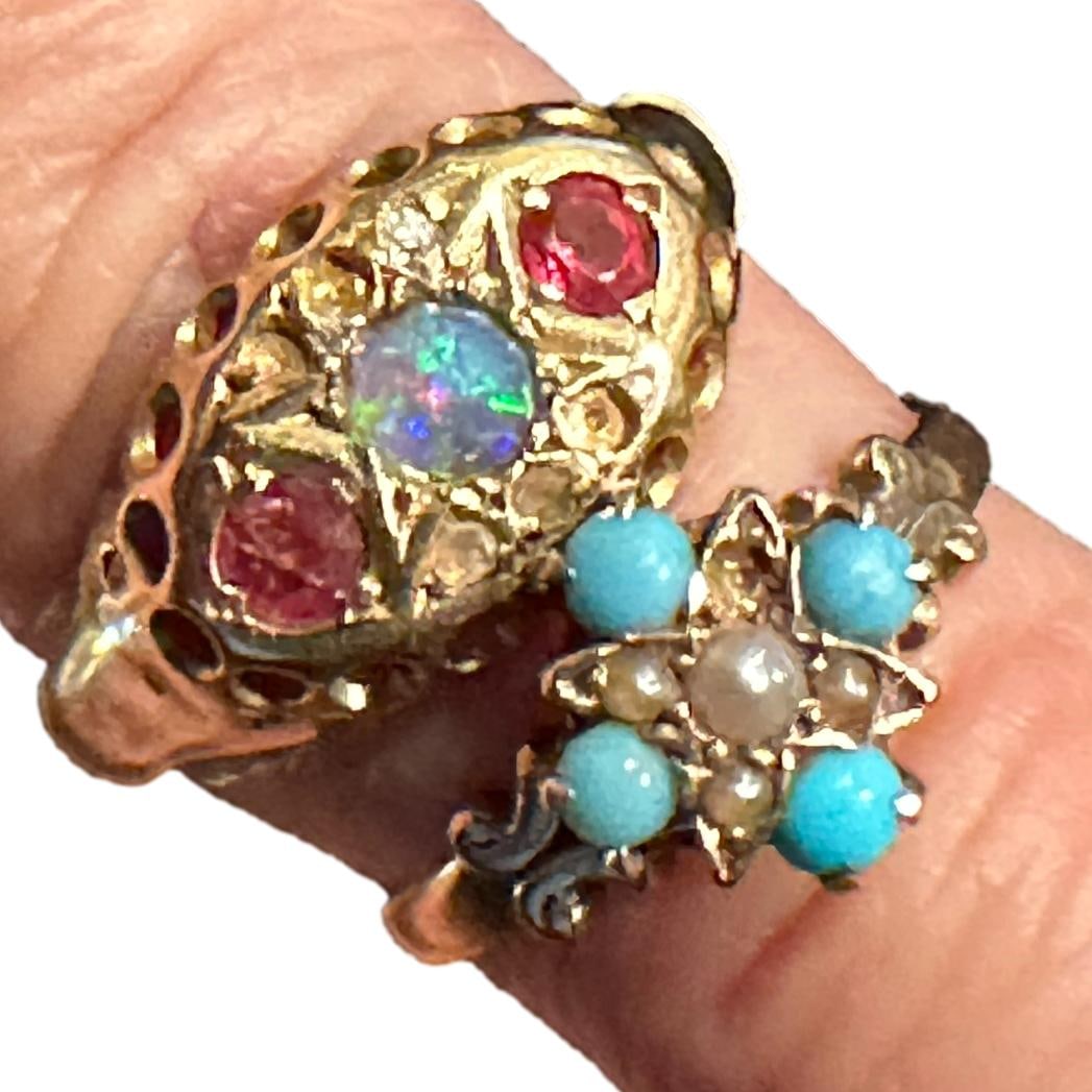 A Pair of Petite 10K Gold Rings (1 of 4)