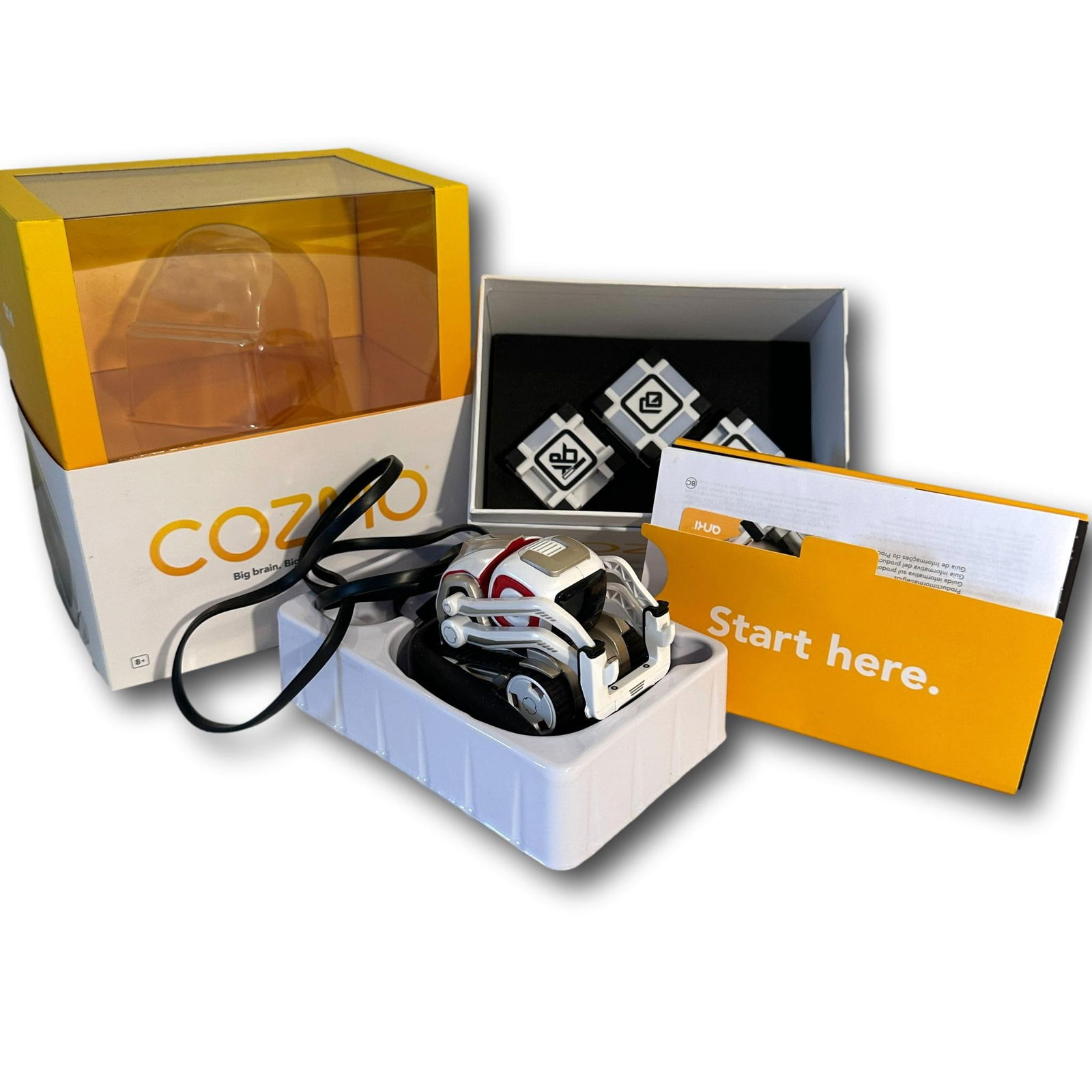 Cozmo Robot in Original Box (1 of 6)