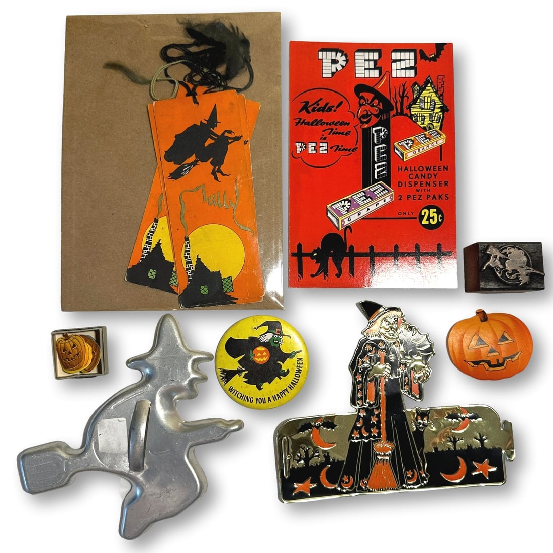 Fun Assorted Halloween Decoration Lot Including Dennison Gummed Seals, Cookie Cutter & Stamp (1 of 9)