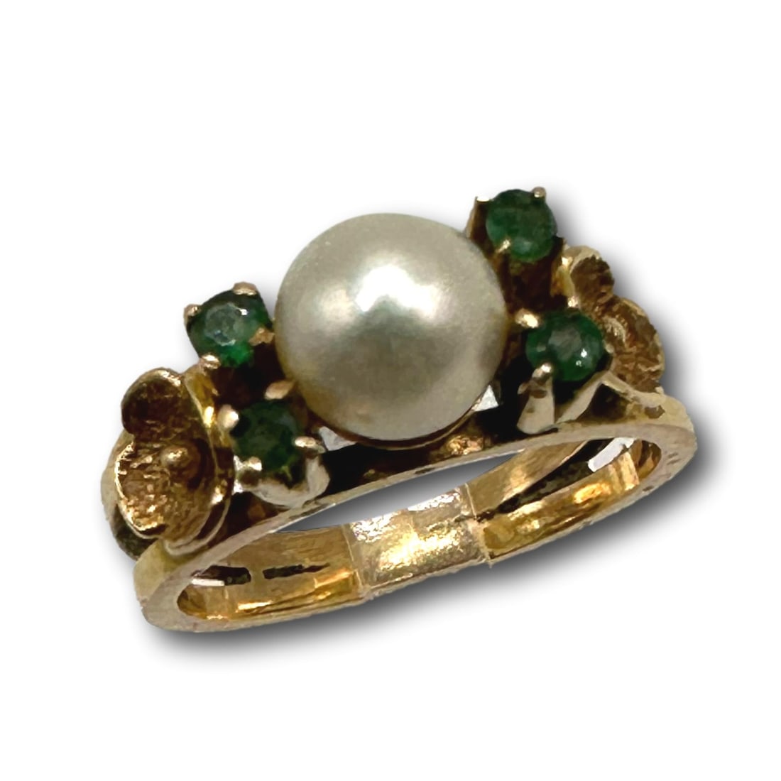 14K Gold Pearl and Emerald Ring (1 of 5)