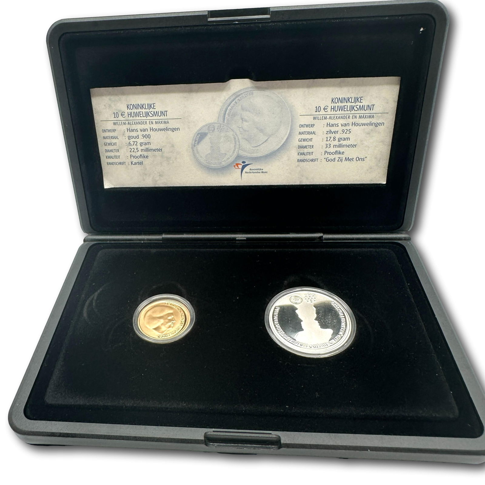 Gold and Silver Commemorative Coin set (1 of 8)