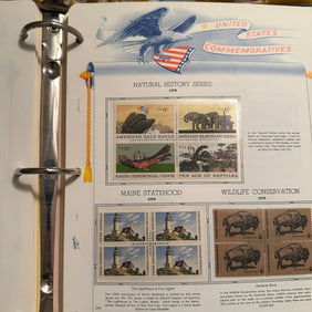 Commemorative US Stamps 1970-1977 Hundreds of Unused Stamps