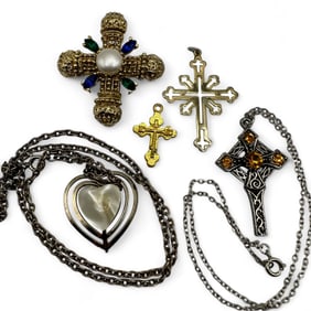 Assorted Costume Jewelry Crosses