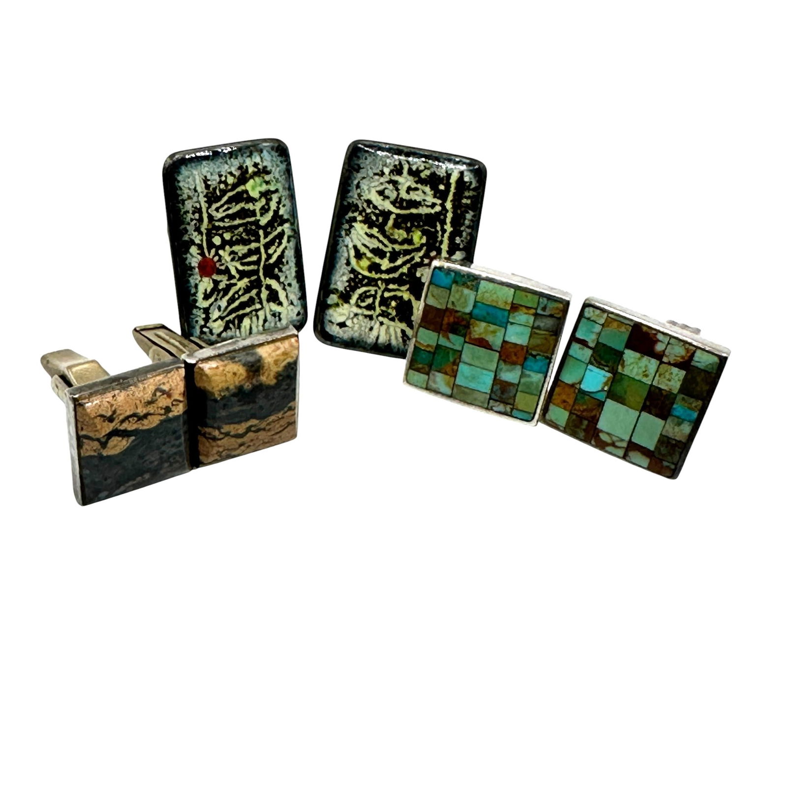 Collection of Mid Century Modern Cuff Links Including Enamel: Winning Bidders! To bypass LiveShipping, and use our In-House shipping service, please choose Self-Arranged Shipping at checkout. Refer to photos for additional condition information as they are a par