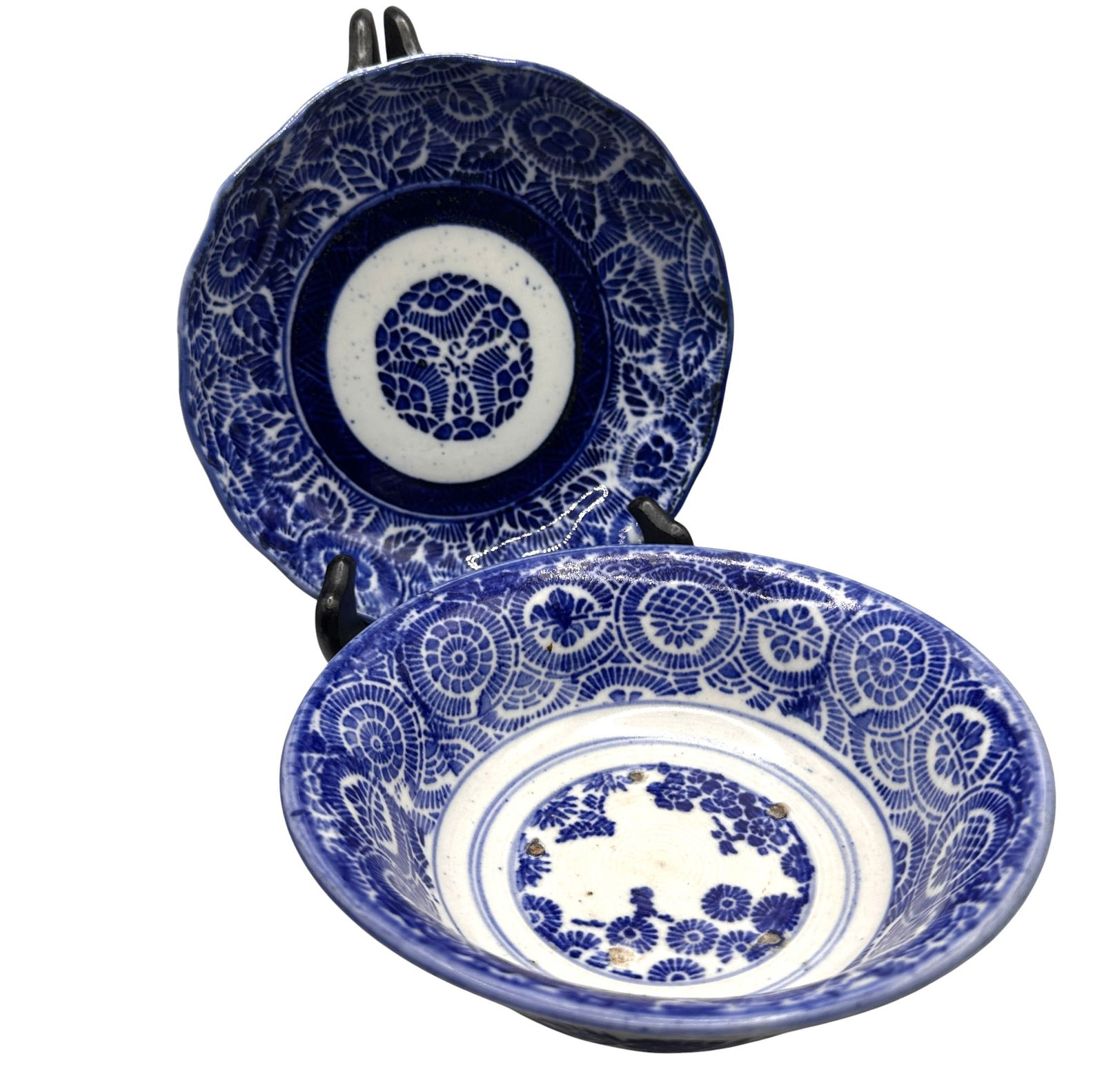 Pair of Antique Japanese Blue and White Imari Porcelain Bowls (1 of 12)