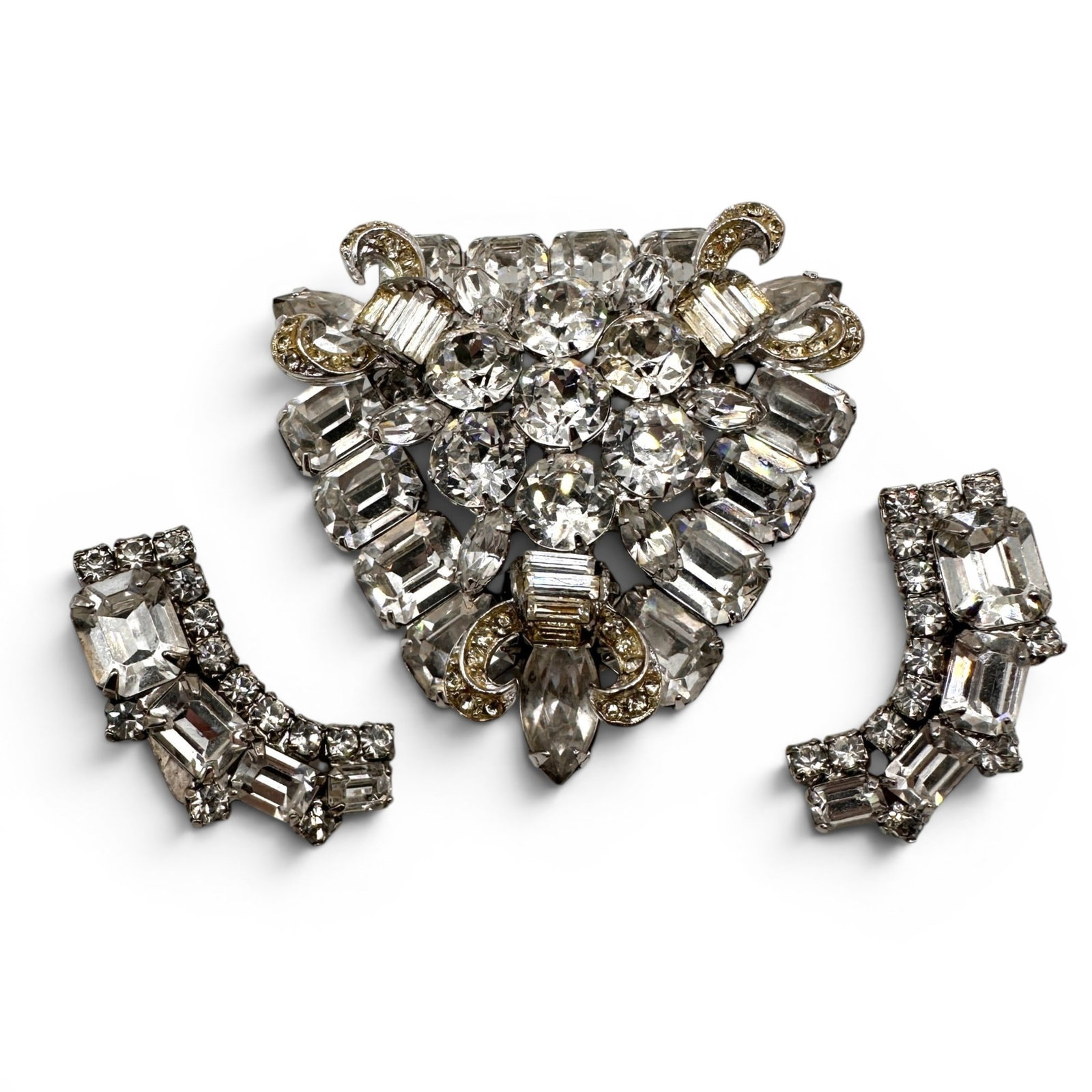 Vintage Weiss Brooch with Matching Clip Earrings: Earrings measure approximately 1" long. Brooch measures 2" x 2". Refer to photos for additional condition information as they are a part of the description. Please note lots may show signs of wear com