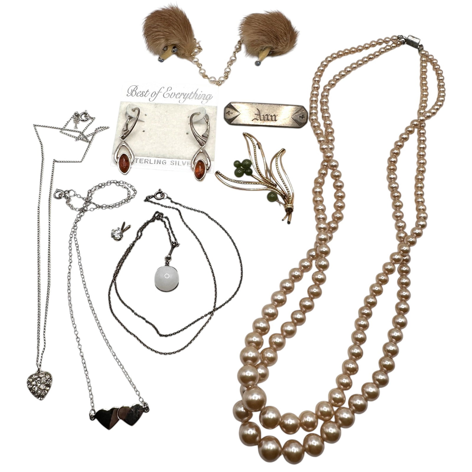 Lot of Vintage Jewelry Including Fur Sweater Clip: Refer to photos for additional condition information as they are a part of the description. Please note lots may show signs of wear commensurate with age and use, and the lack of a statement regarding