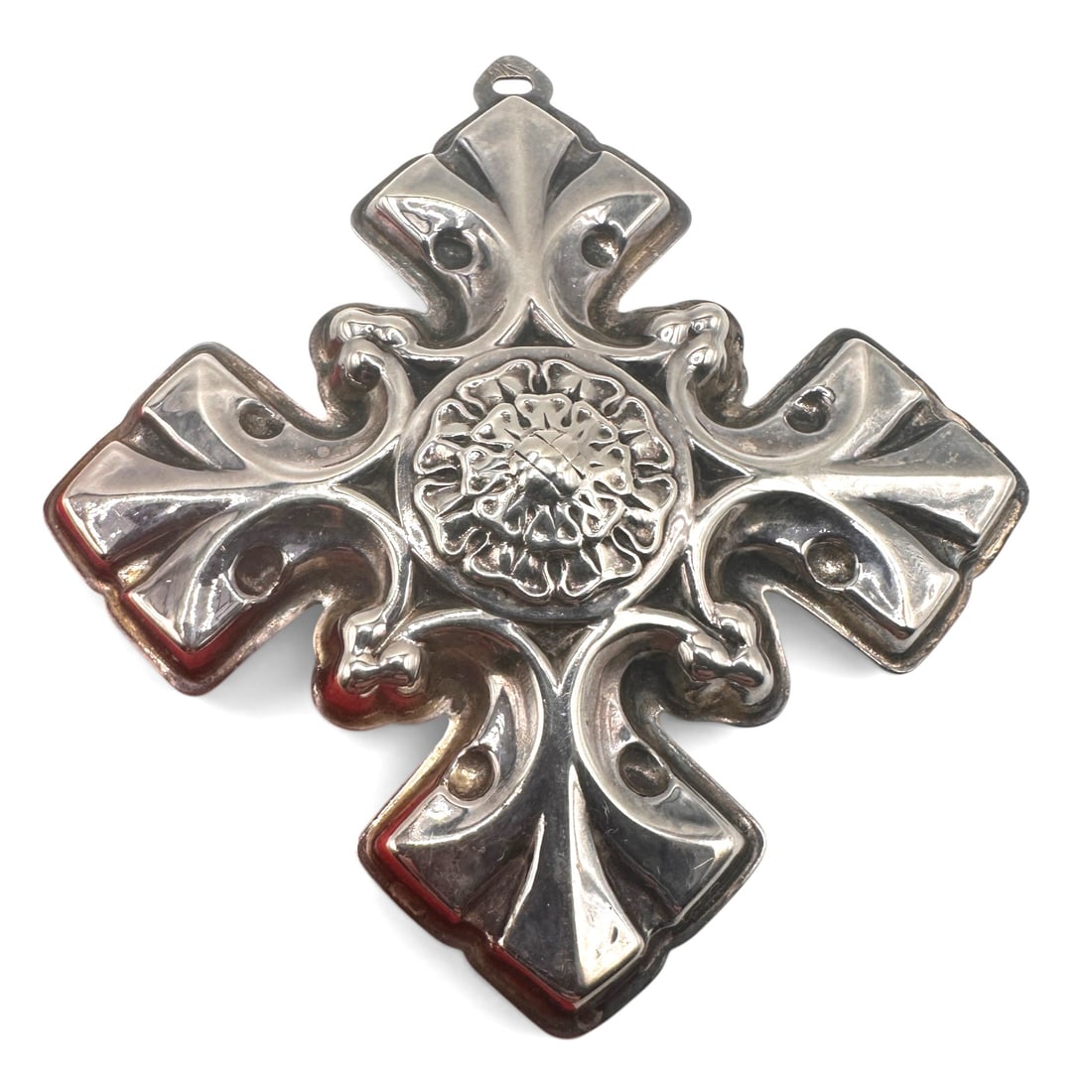Reed and Barton Sterling Silver 1976 Christmas Cross (1 of 3)