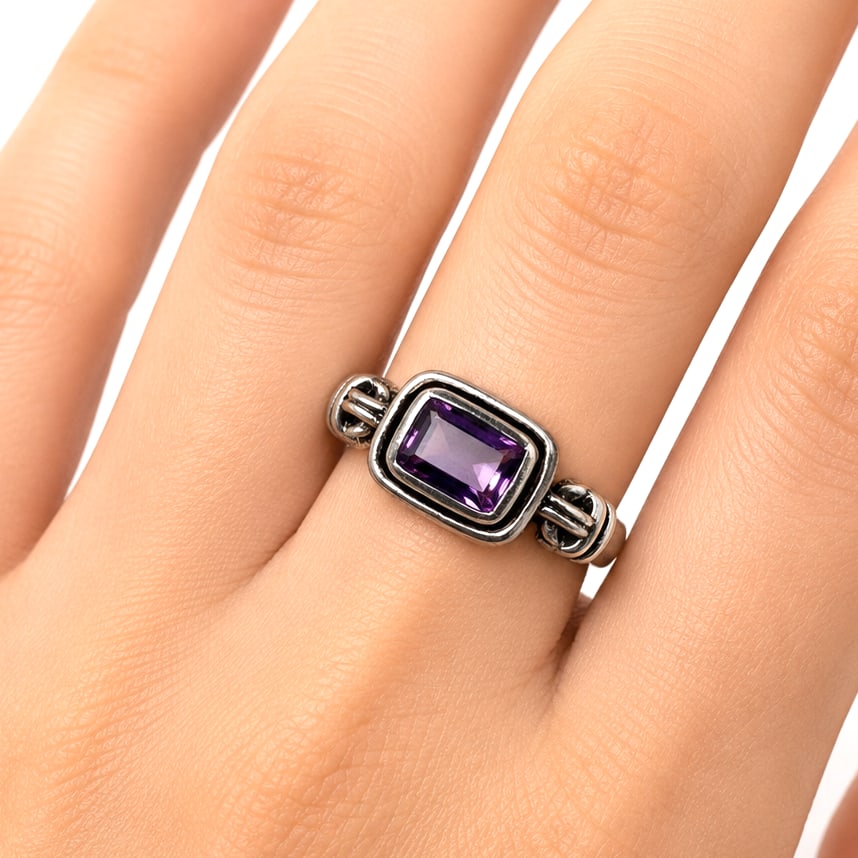 Silpada Sterling Silver and Amethyst Ring (1 of 9)