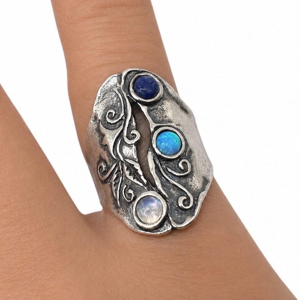 Vintage Sterling Silver and Moonstone Ring: Please review photos for more details as they are a part of the description. Item is being sold as found from an estate collection and may show signs of age, use, wear, imperfections, or surface varia
