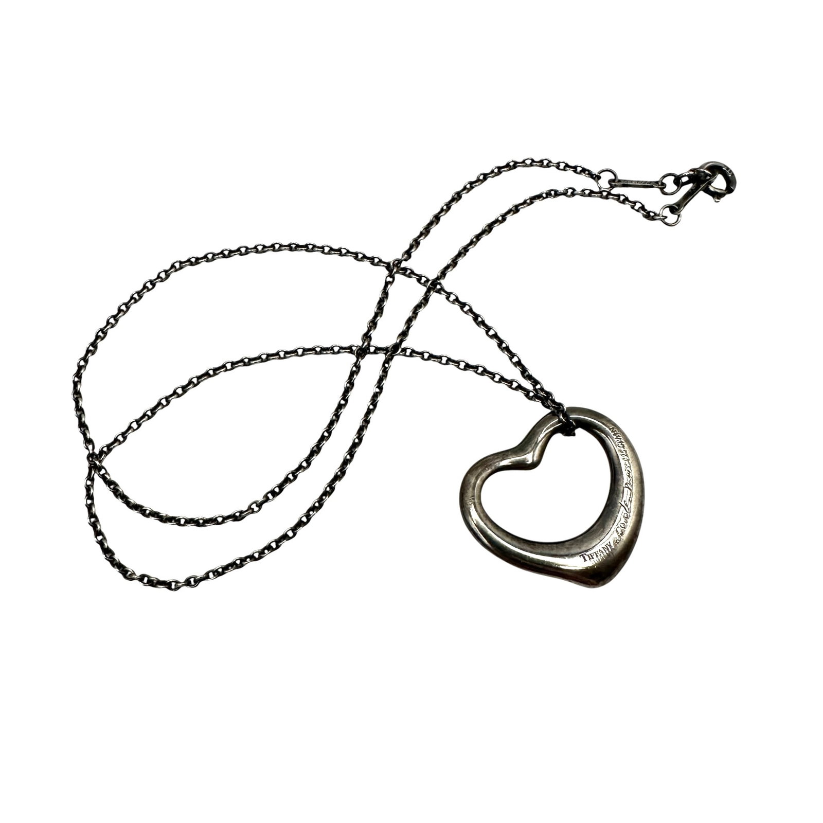 Tiffany & Co Elsa Peretti Sterling Silver Heart Necklace: Chain measures approximately 16" in length from end to end. Please review photos for more details as they are a part of the description. Item is being sold as found from an estate collection and may s