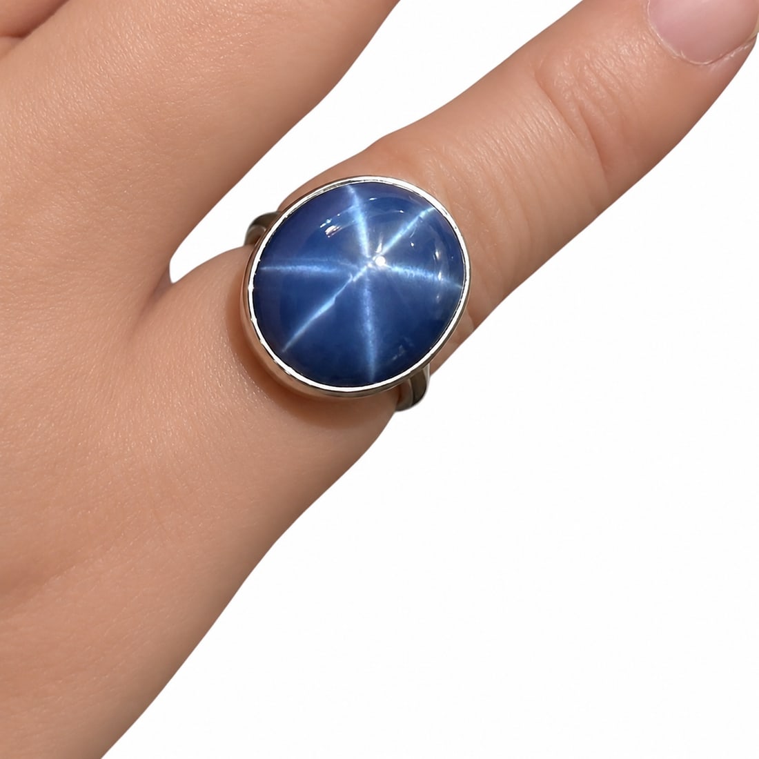 Vintage 14K White Gold Star Sapphire Ring: Approximately size 6. Total weight 6.8 grams. Please review photos for more details as they are a part of the description. Item is being sold as found from an estate collection and may show signs of