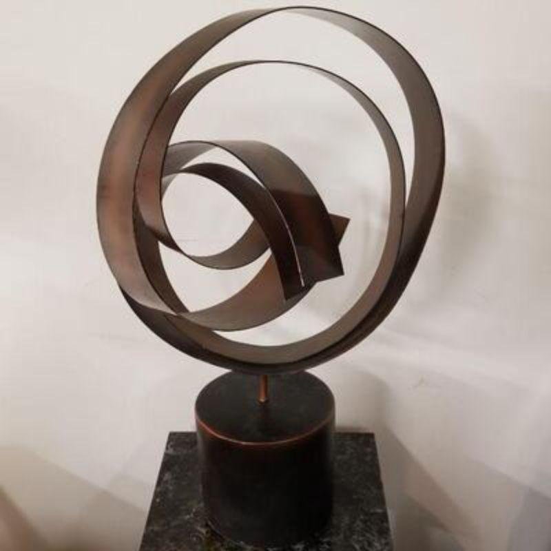 Dramatic Rotating Modernist Copper Ribbon Sculpture signed by Curtis Jere, 2003 (1 of 7)