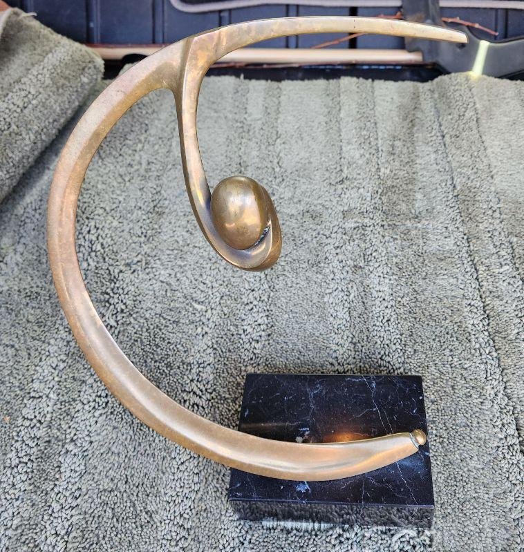 Bob Bennett Rare 1993 Vintage Modernist Abstract Figural Bronze Sculpture of Golfer in Motion: Bob Bennett Rare 1993 Vintage Modernist Abstract Figural Bronze Sculpture of Golfer in MotionHis collectors have includes Presidents George Bush and Gerald Ford, Pope John II, Clint Eastwood, Sammy Da