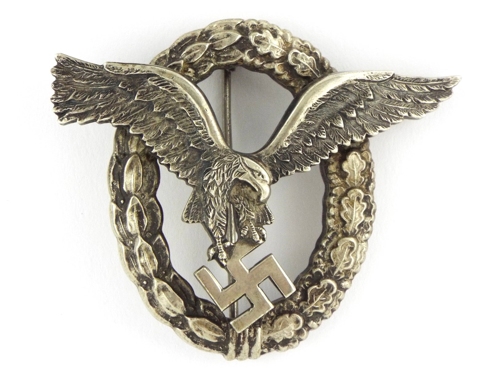 German WWII Luftwaffe Pilot Badge (1 of 3)