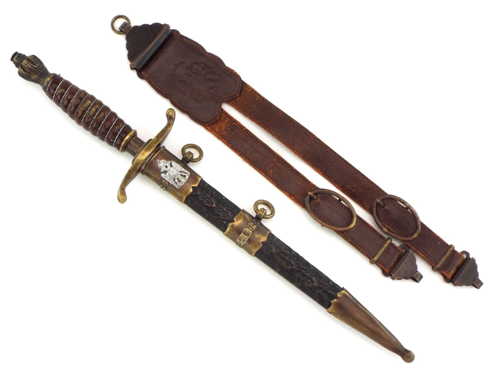 Excellent Yugoslav WWII Royal Army M1939 Dagger With RARE Leather Hanger. (1 of 20)