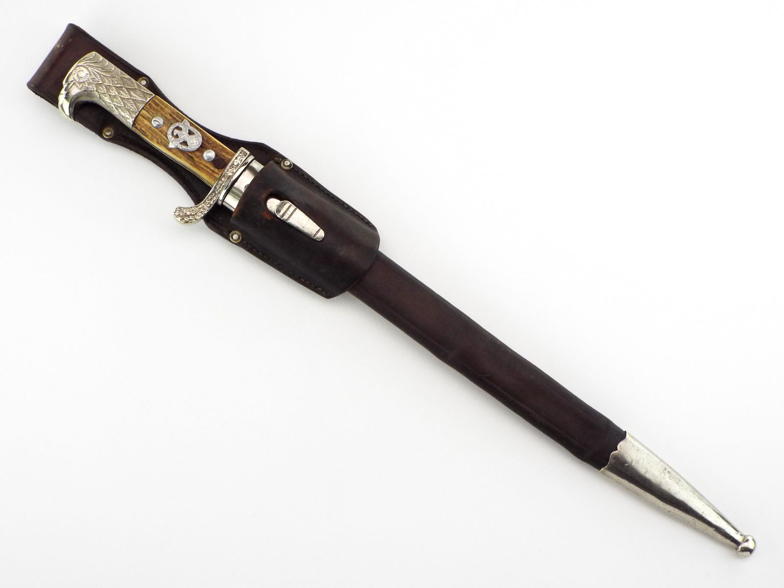 Long Matching Numbers German WWII Police Officer's Bayonet By CARL EICKHORN. (1 of 16)