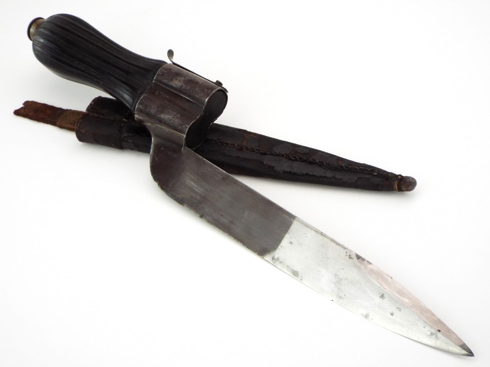 UNUSUAL AND UNIQUE 18th C. French Military Socket Bayonet Dagger Knife With Powder Flask.: UNUSUAL AND UNIQUE 18th C. French Military Socket Bayonet Dagger Knife With Powder Flask As Handle For Double Barrel Gun, Armor Piercing Blade. Full Length 14inch Blade Length 8.5inch