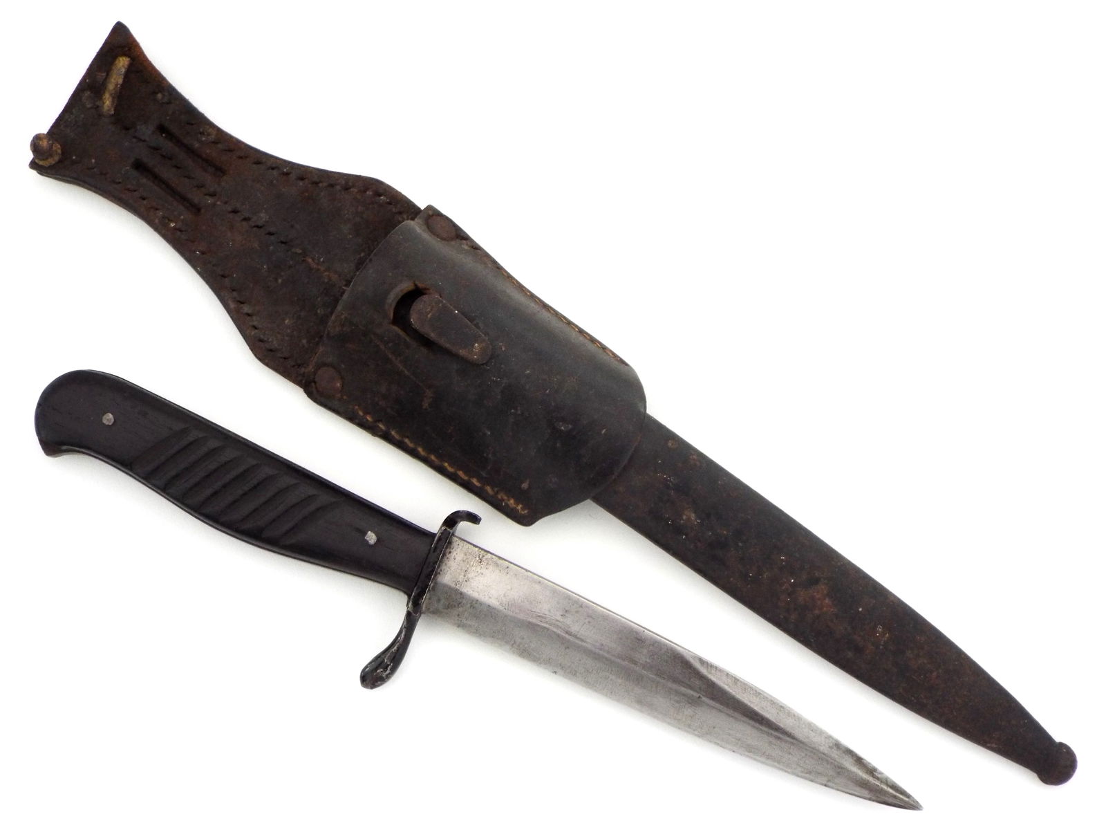 German WWII Fighting Boot Knife. (1 of 17)