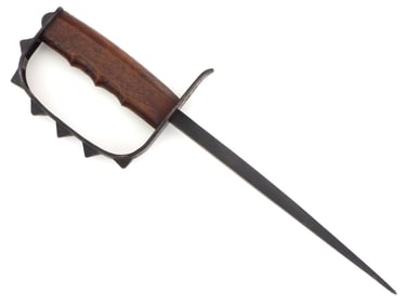 American WWI Trench Knife, model 1917, Made by: Landers, Frary, and Clark