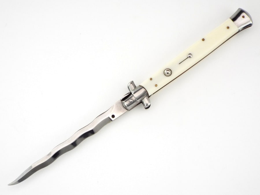 Large Italian Stiletto Flamboyant Kriss: Large Italian Stiletto Flamboyant Kriss Blade Switchblade