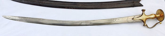 Awesome Mughal Indian 19 century talwar sword with state of the art gold decorated hilt,