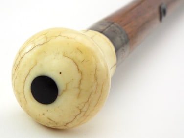 Antique Gentelmans 19th C. Walking Cane with FINEST Material handle. In good used condition.