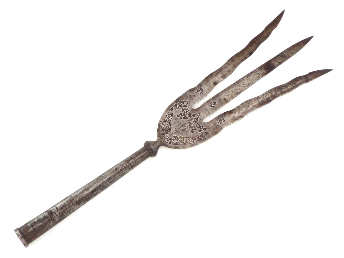 Antique Mughal Indian or Persian Trident Spear Lance Head with Islamic Calligraphy. (1 of 20)