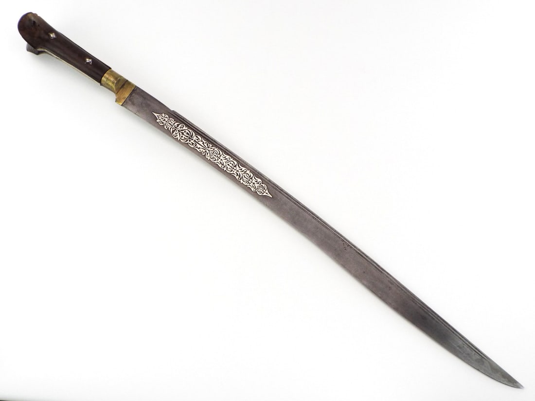 Antique Ottoman YATAGAN Sword With A Horn Hilt And Silver Inlaid On The Blade, Ottoman Empire 19th (1 of 20)