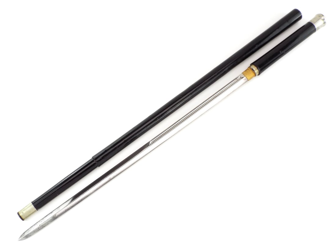 Super RARE Kanesama Signed and Dated Kogarasu Maru Muratato CANE: Murata Tsuneyoshi was a General in the Meiji era (1868-1912) Imperial Japanese Army. Murata’s claim to fame was his invention of Japan’s first bolt action rifle which carried his name.Once his rif