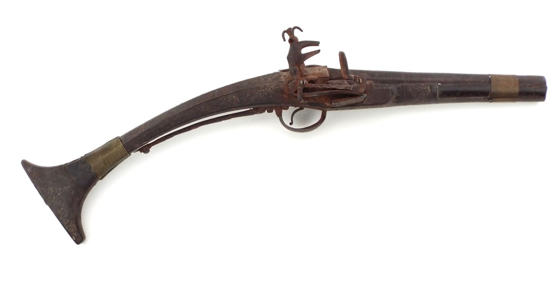 Unusual Antique 18-19th C.OTTOMAN EMPIRE Balkan Greek Miquelet Pistol.: Unusual Antique 18-19th C.OTTOMAN EMPIRE Balkan Greek Miquelet Pistol.Full Length 22 Inches.