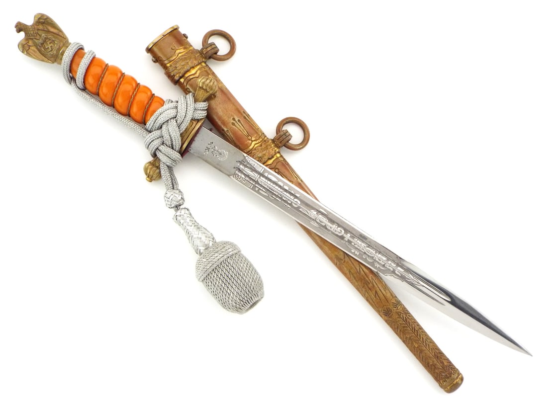 FINE German WWII Navy Officers Dagger by WKC with Original Knot (1 of 20)